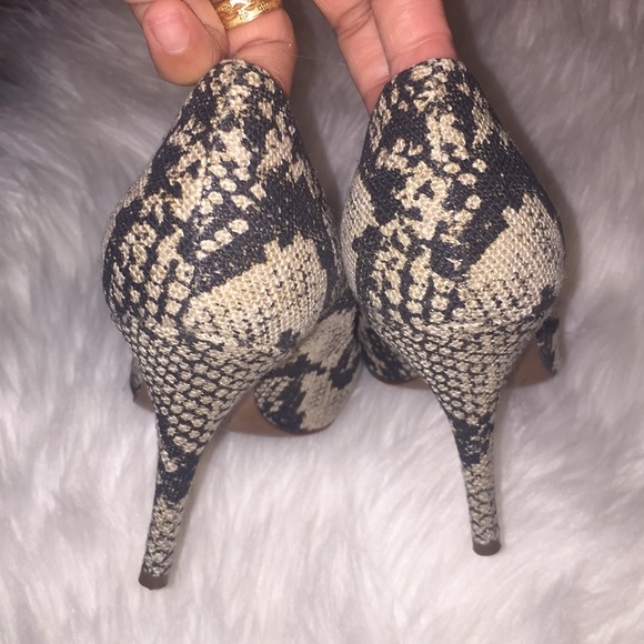❤️ J. Crew snake print high heel/pump ❤️ - Picture 5 of 7